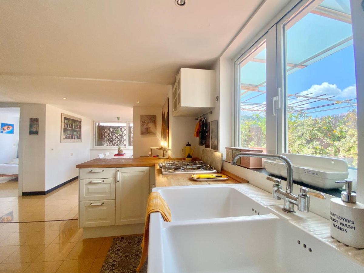 Casaviva - Apt With Terrace And Parking In Rapallo Exterior foto